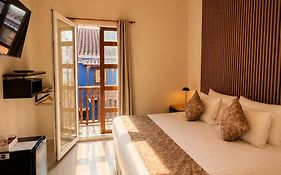 Ethnic Thematic Hotel